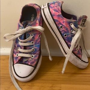 Kids converse